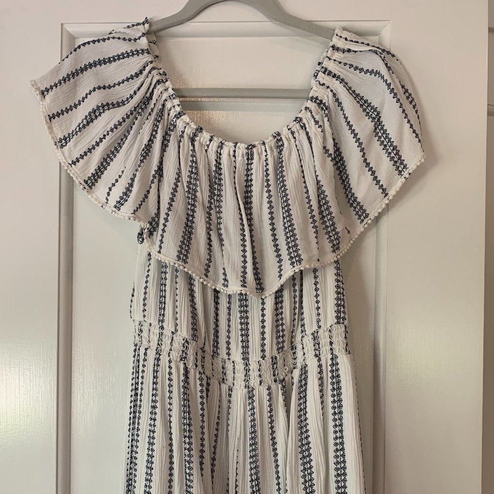 Lulus size large blue and white romper